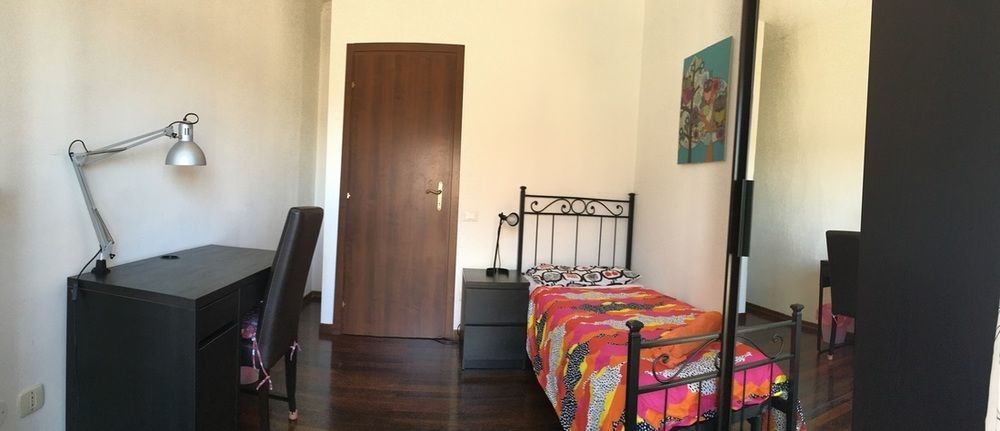 Alojamento de Acomodação e Pequeno-almoço Colombo Pisa